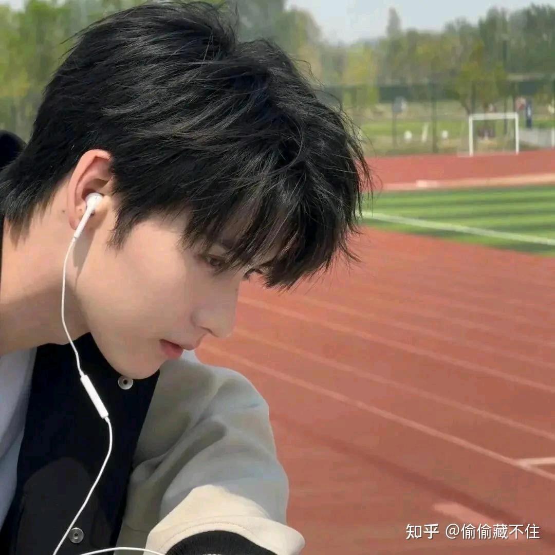 罗同学