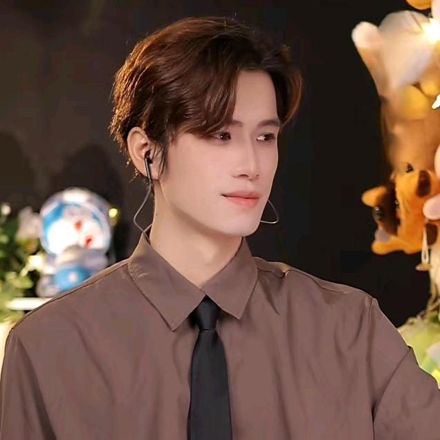 小玲姐姐 ⁸⁶⁶