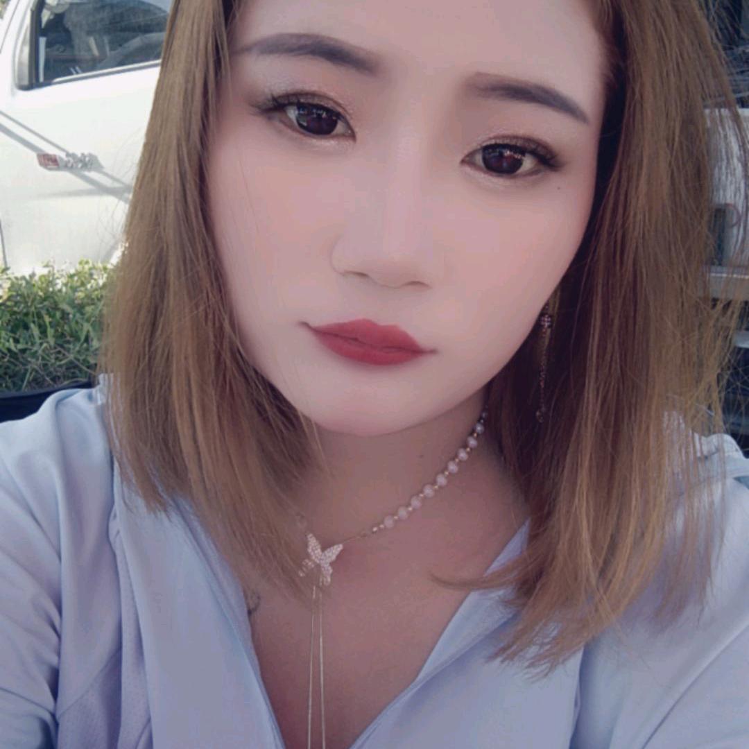 芳芳果也不脱妆粉底液［招代理］