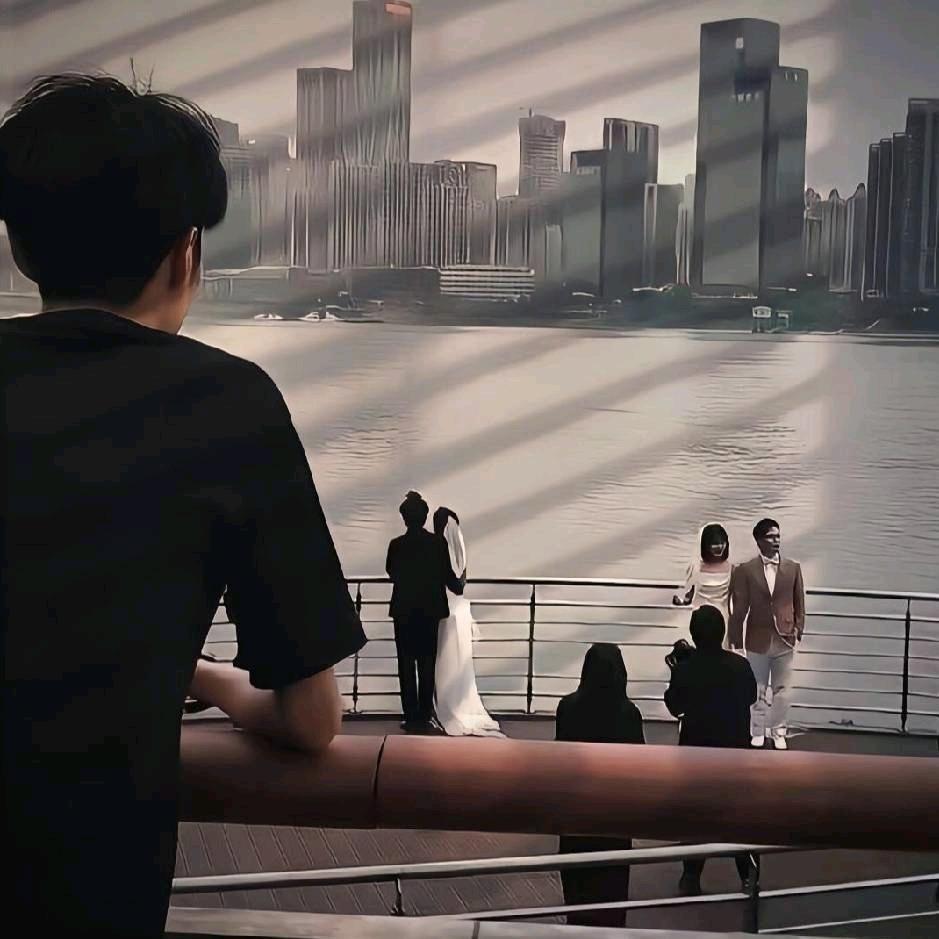 阿奎.