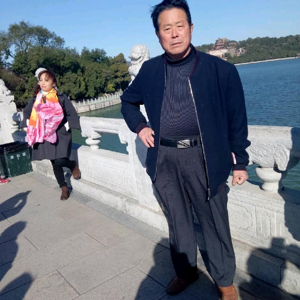 陈家龙