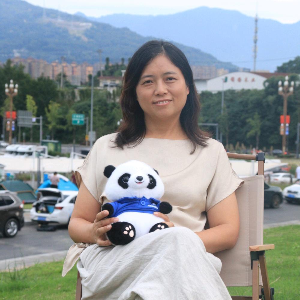 丽姐-雅安卖越野车