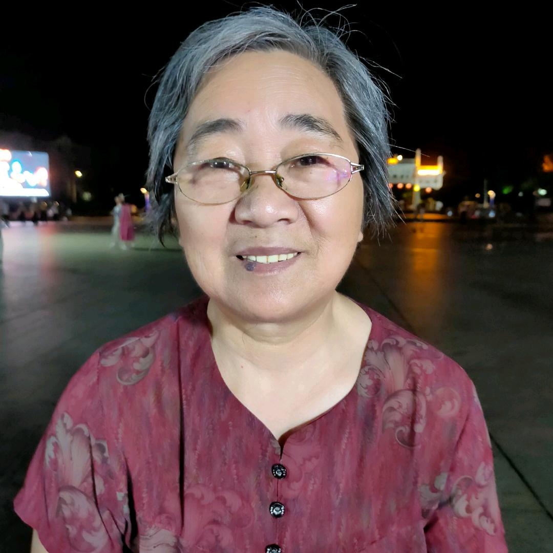 民生摆摊