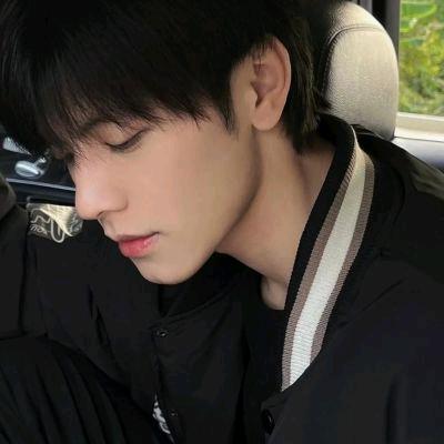 董哥的M韭头像
