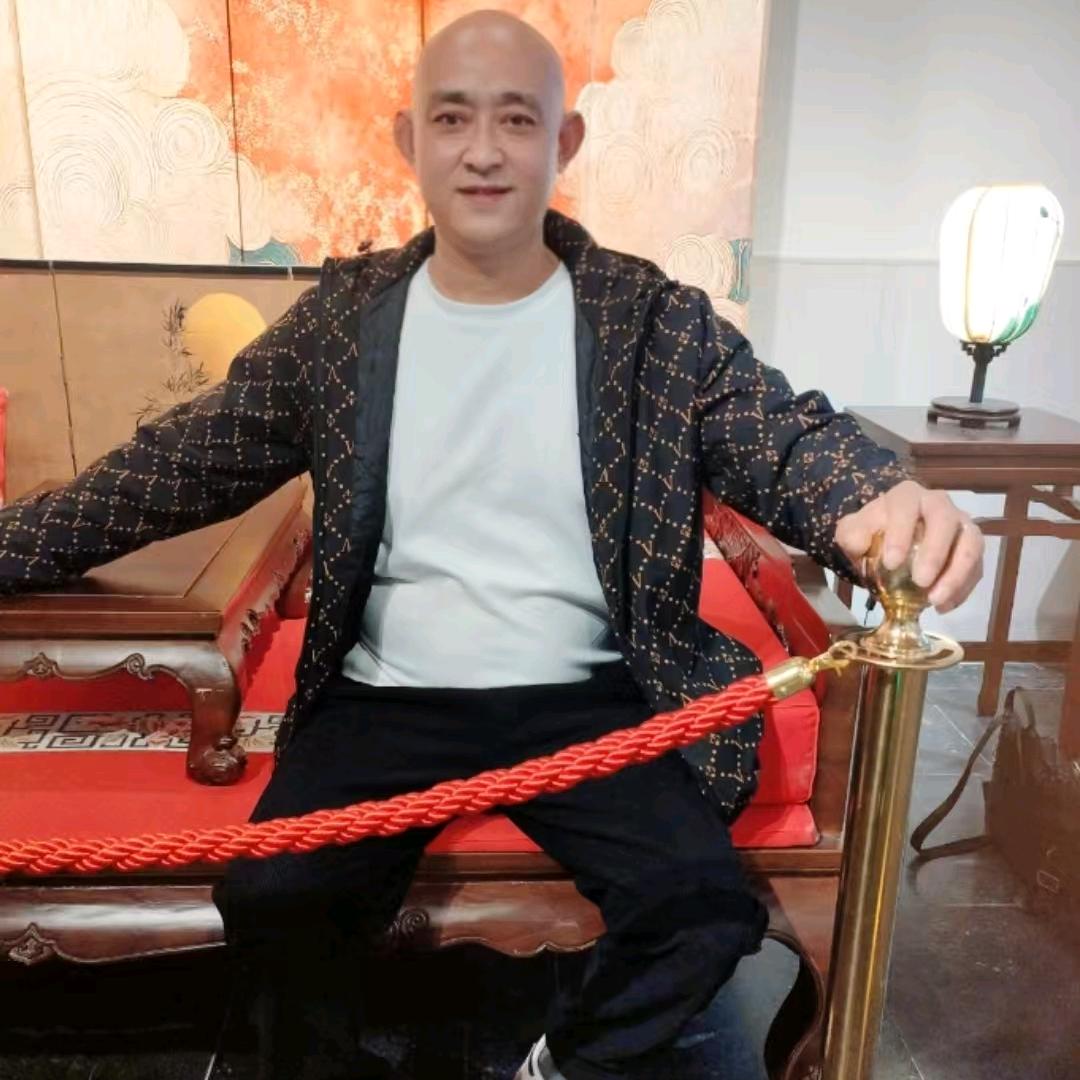 潇洒哥