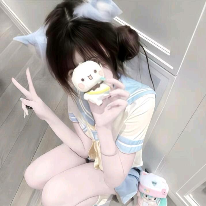 少萝网恋为爱单喽被录屏
