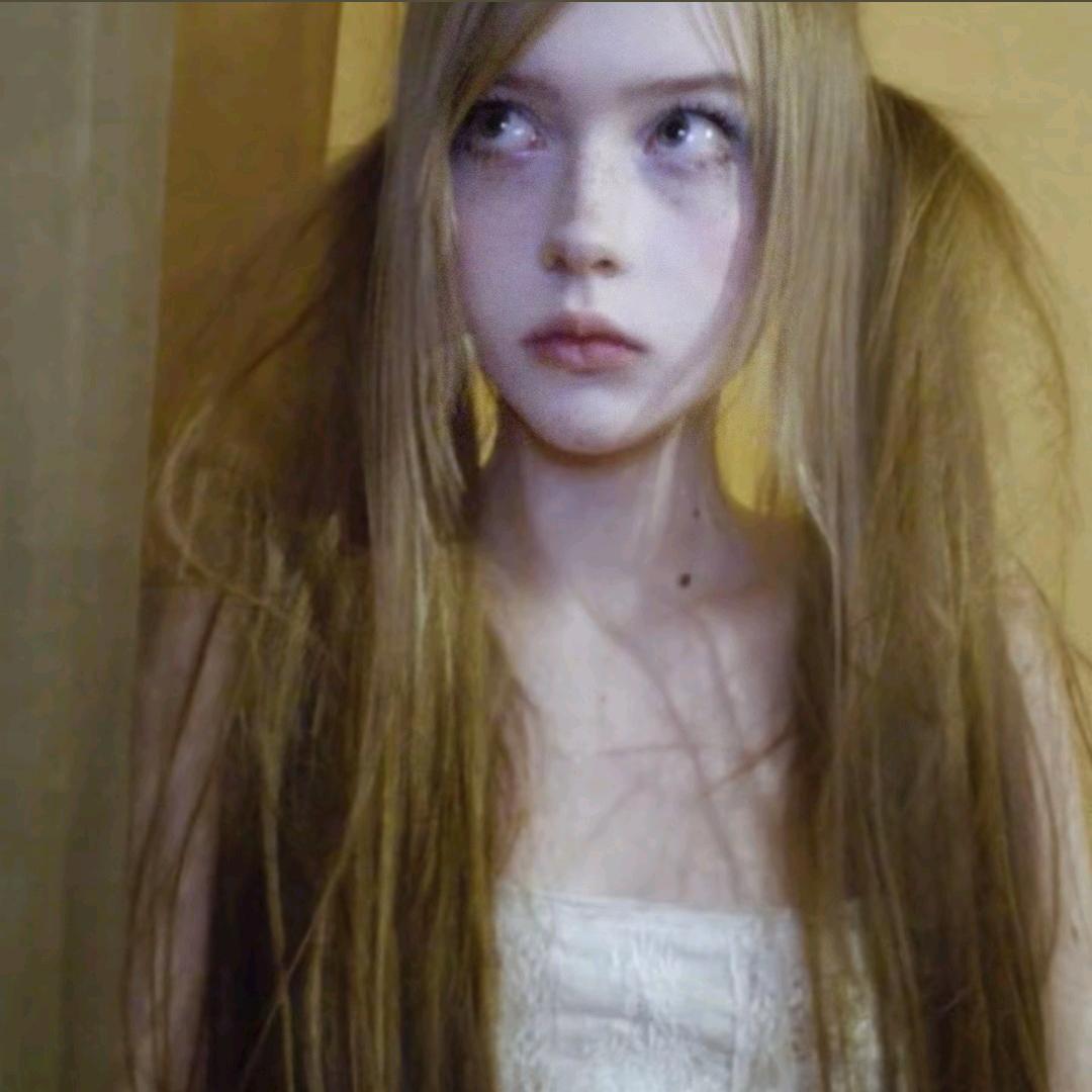 酸酸的✌︎' ֊'