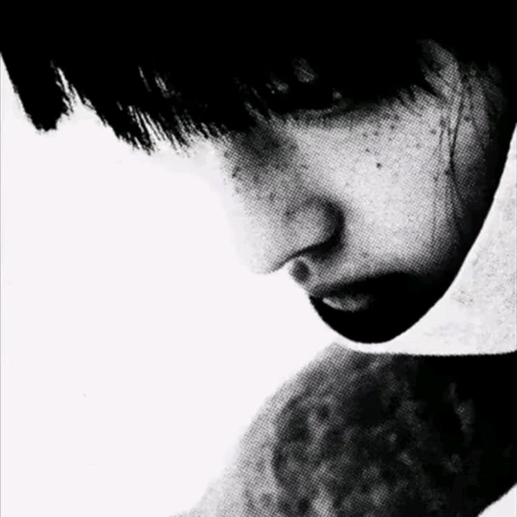 人丑没钱嘴不甜