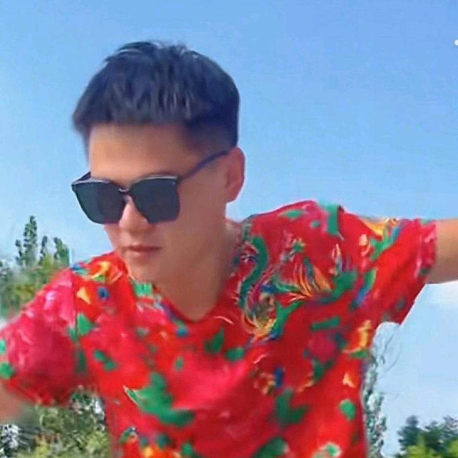 李呵呵