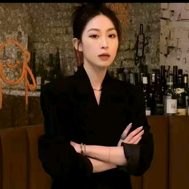 H55潮鞋集成店Media（小号）