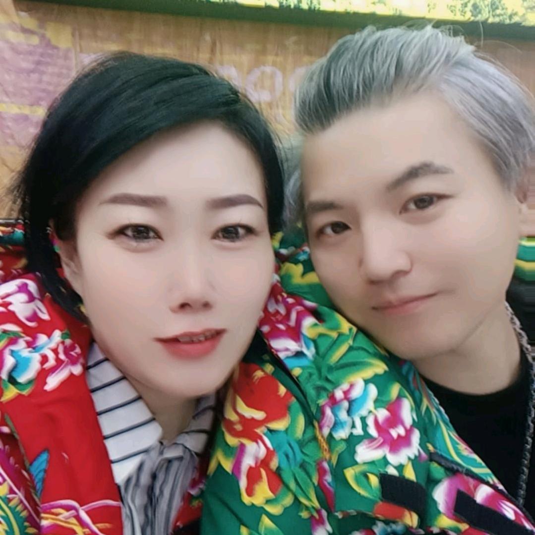 花袄夫妇