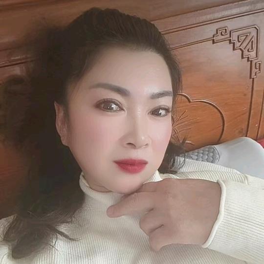 《老娘我一切向钱💰看》