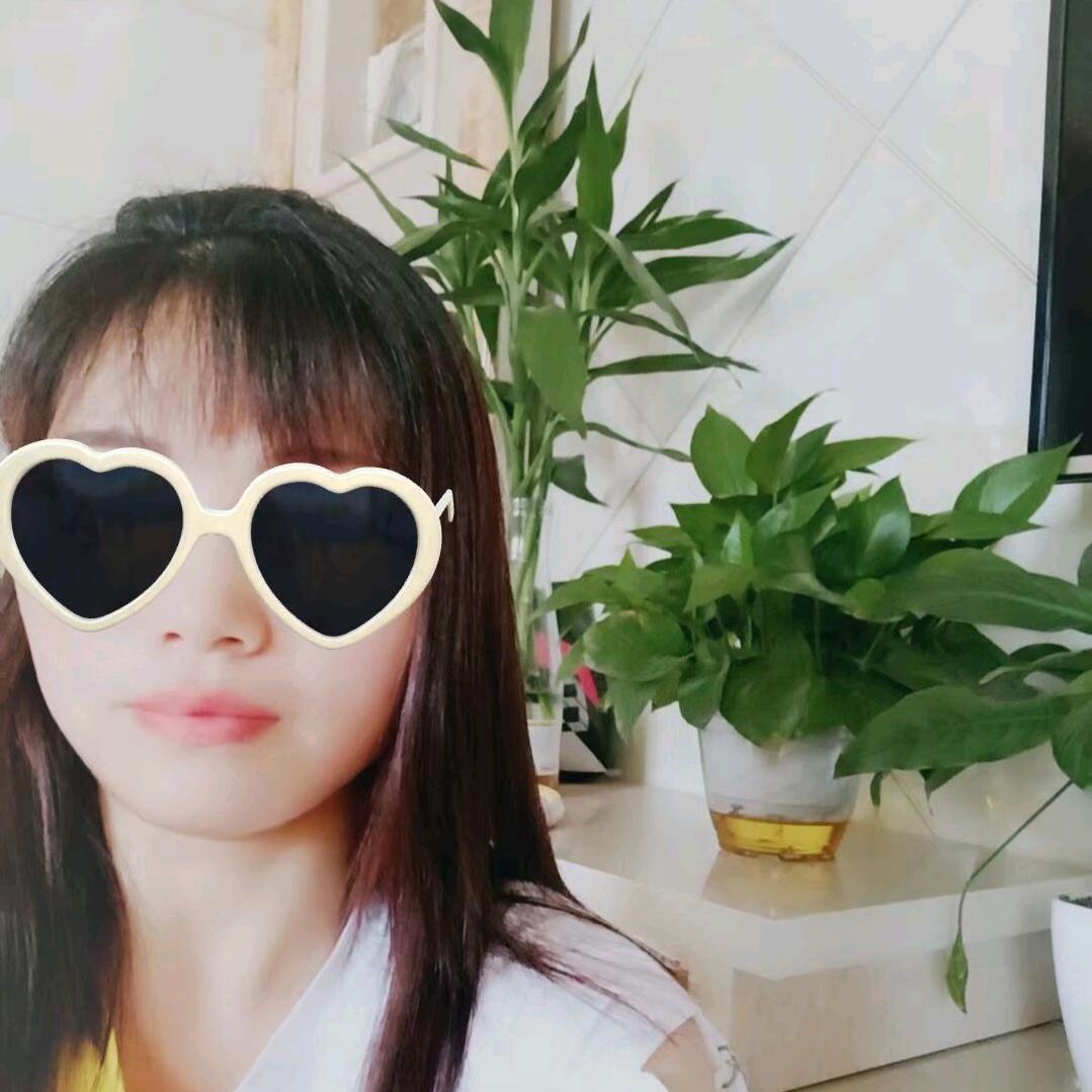 莉莉