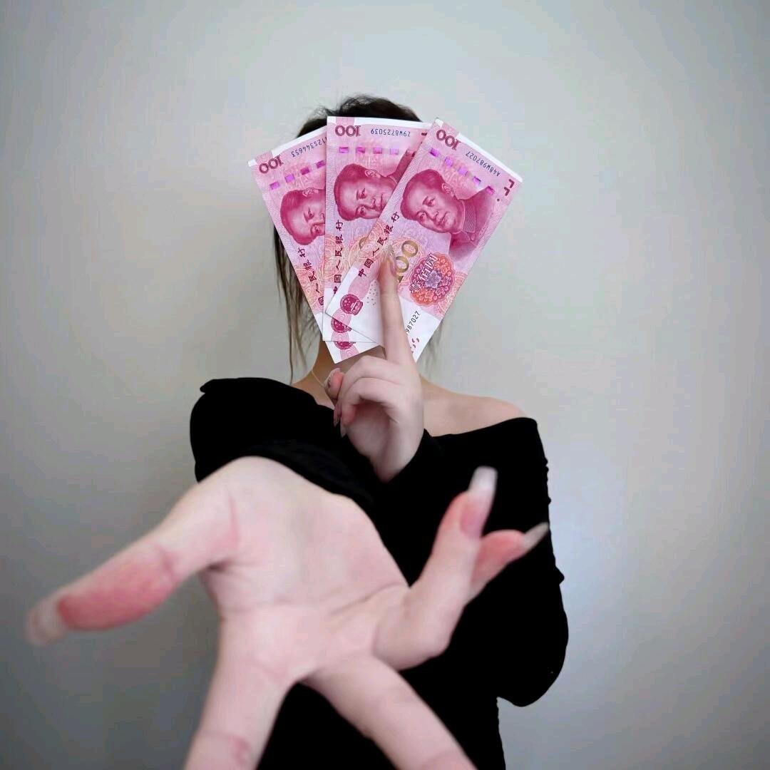 💰不发胖໊ 只发财