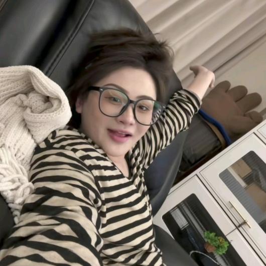 胖佳佳的大码穿搭分享