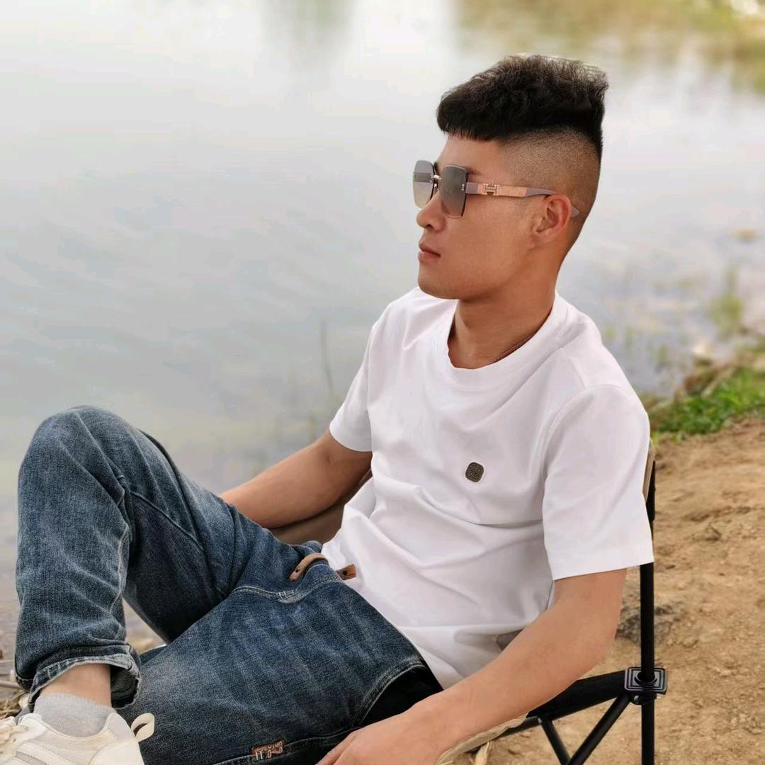 小龙弟