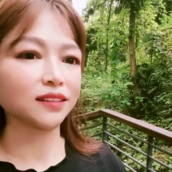 单亲妈妈麦子