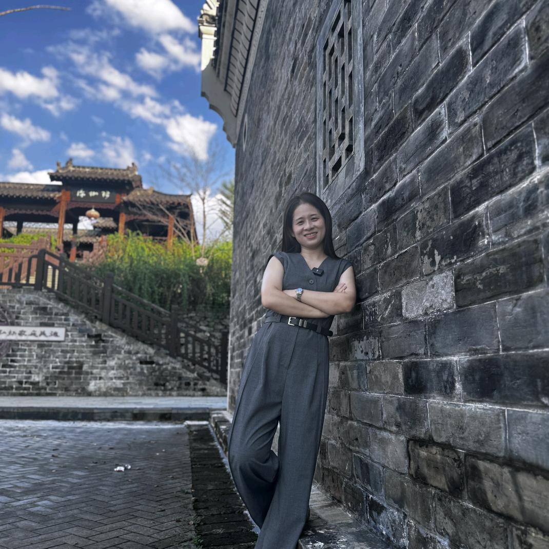 崇阳乐乐老师