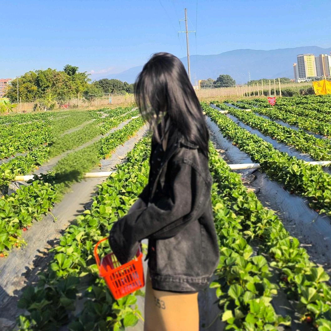 ♡ထူၺ်းငိုၼ်း🎀"🤍