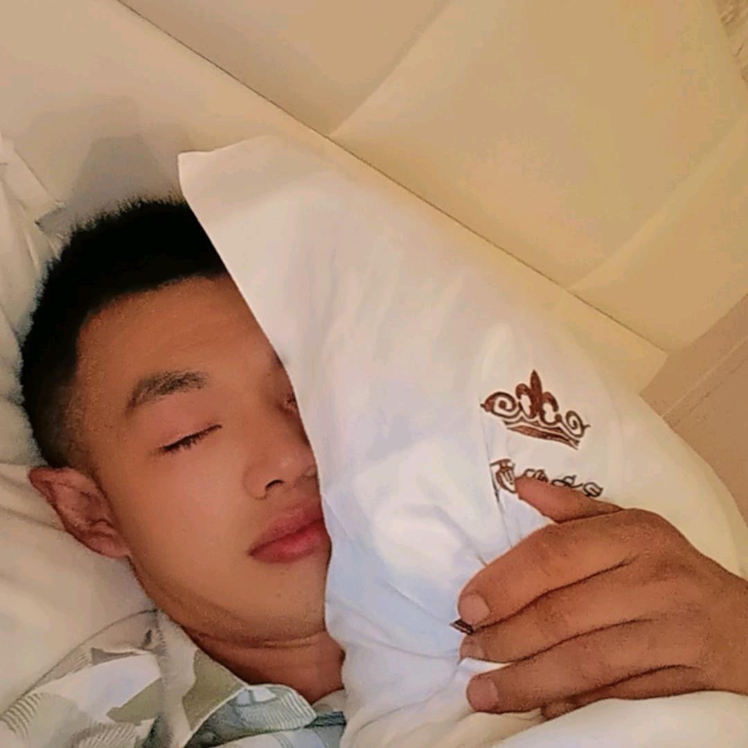 俊哥爱你不老😎🐇🐇🐕🐕