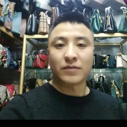 同裕商城箱包孙艳刚18年老店