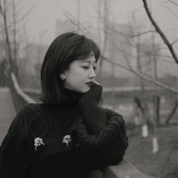 小静(⑉°з°)-♡