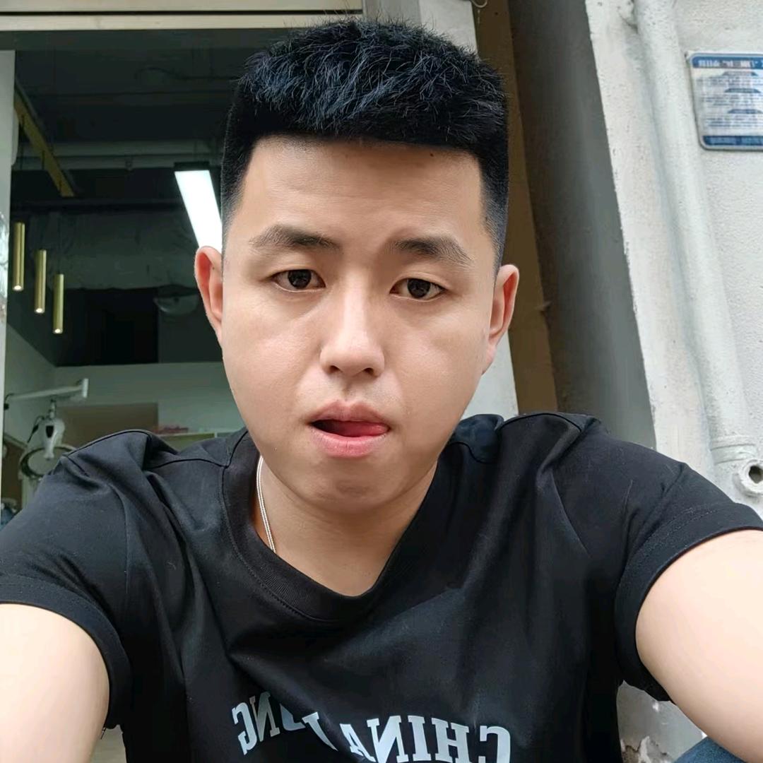 两个🥚