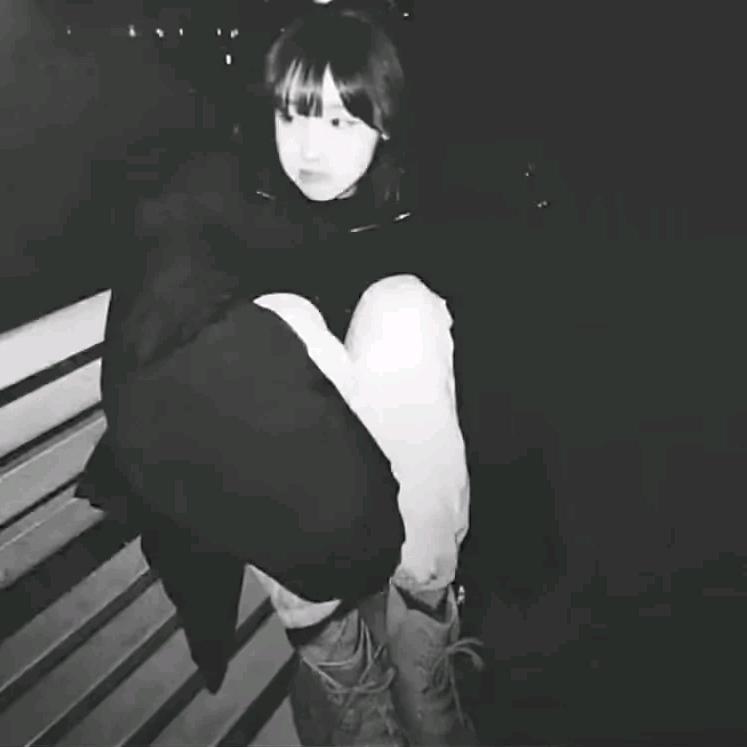 iu  7u/.