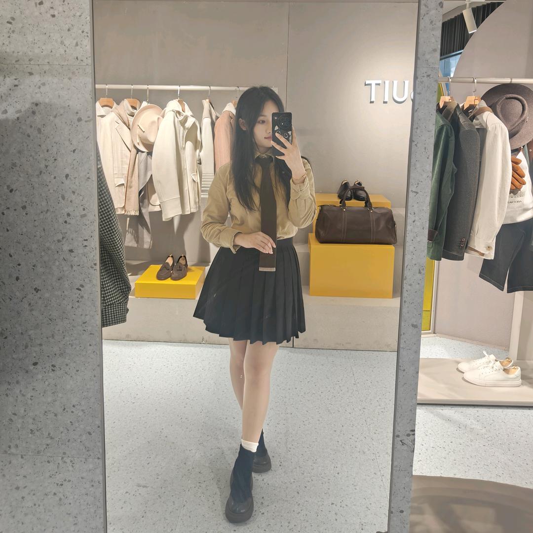 🐮🐴牛马前台小张