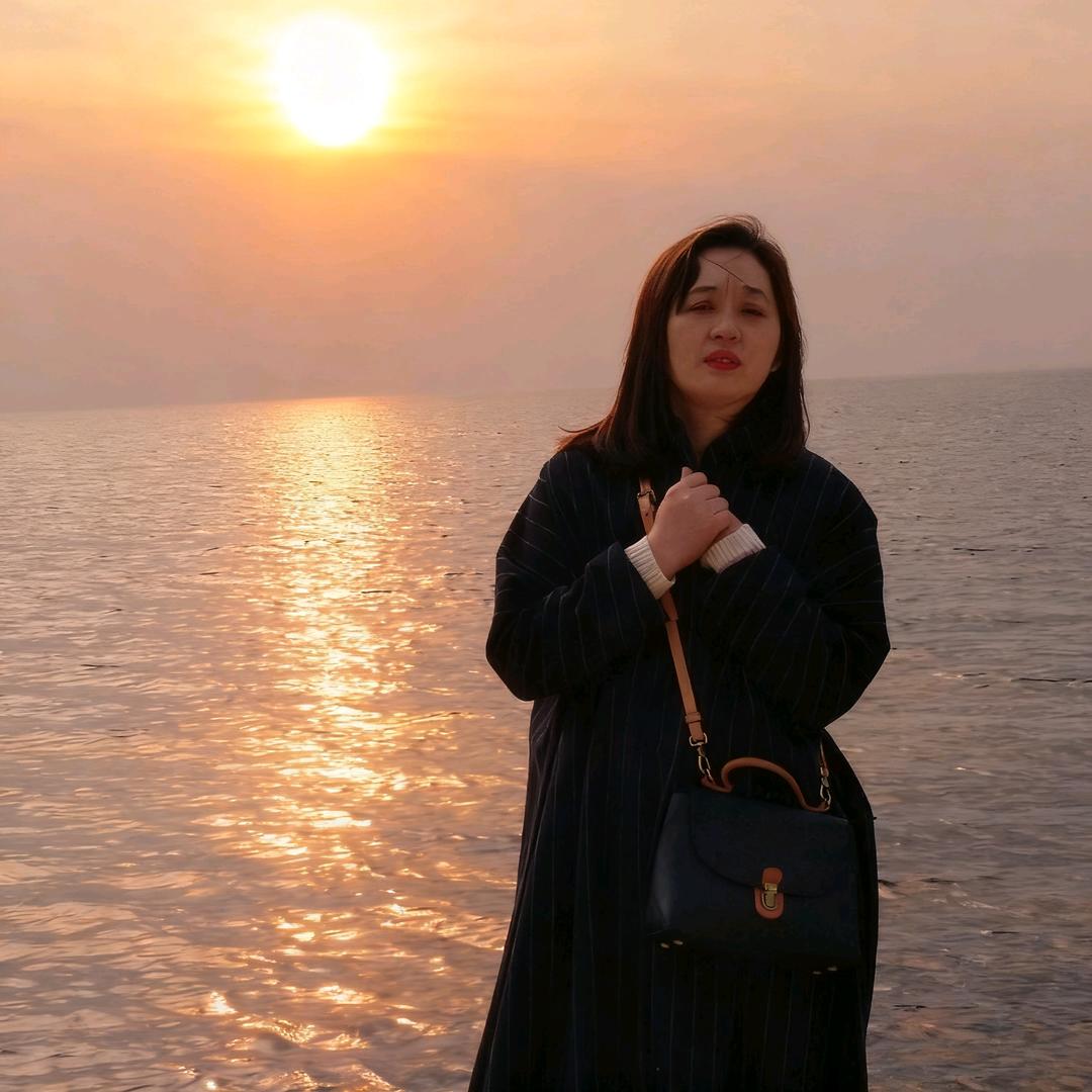 巴中皇步网红楼梯 石材