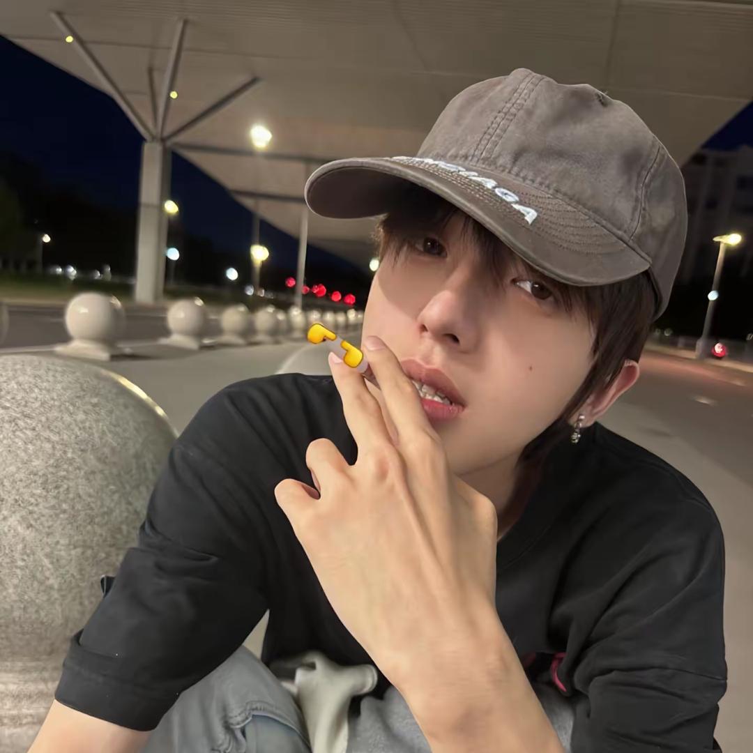 素湍绿谭.