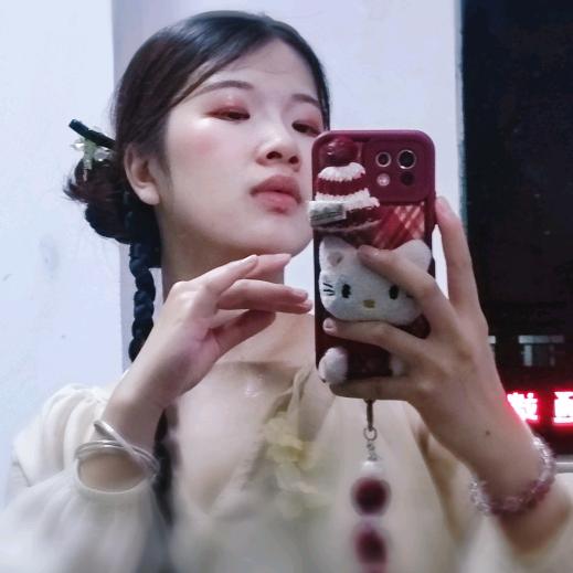 桉语瑶🌱
