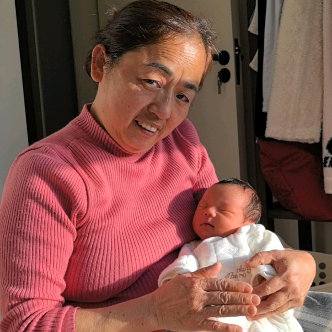 湘潭月嫂张阿姨