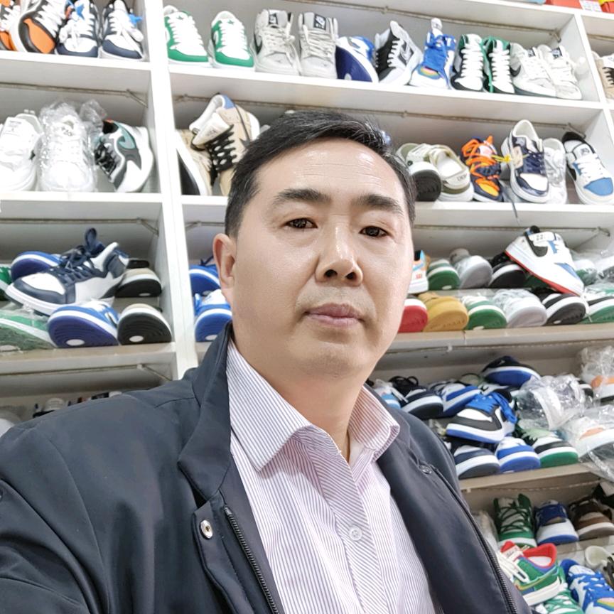 快乐走鞋店