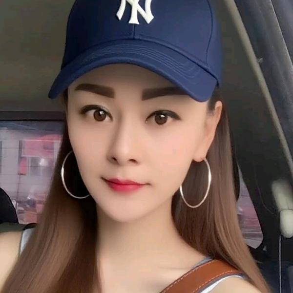 @玲