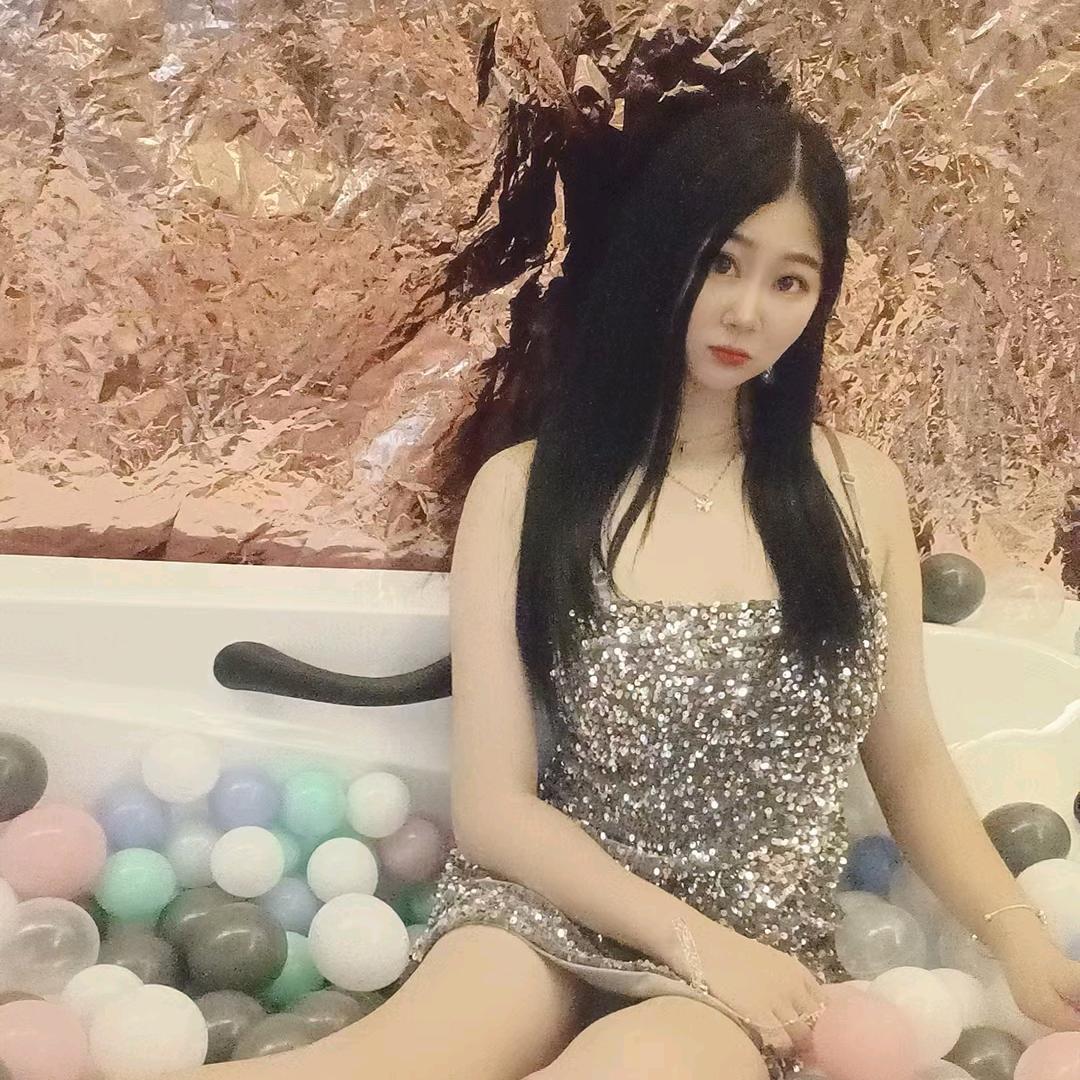 小白白吖✨