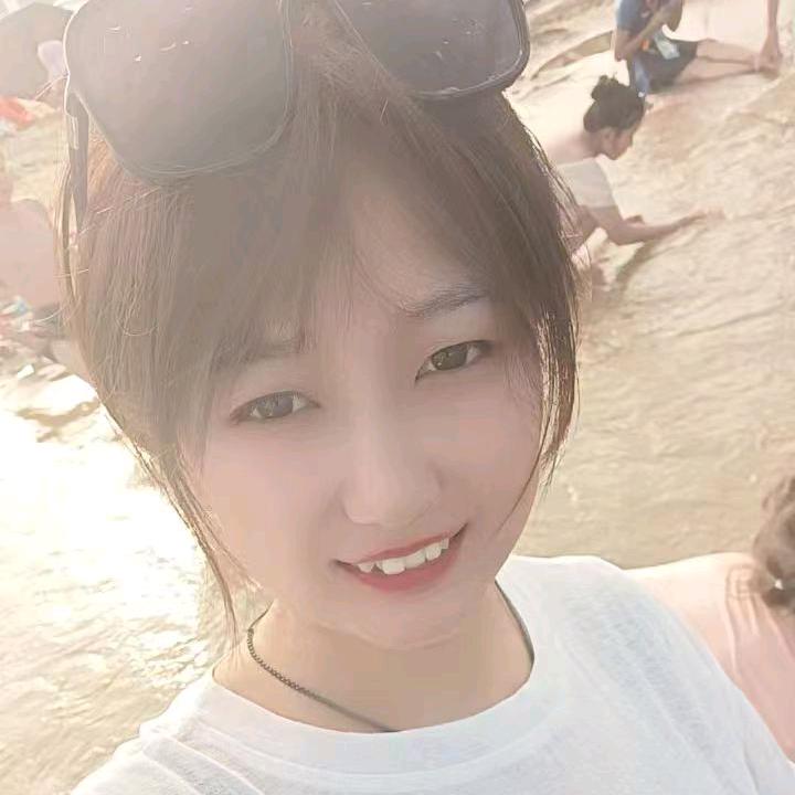 凉栀°
