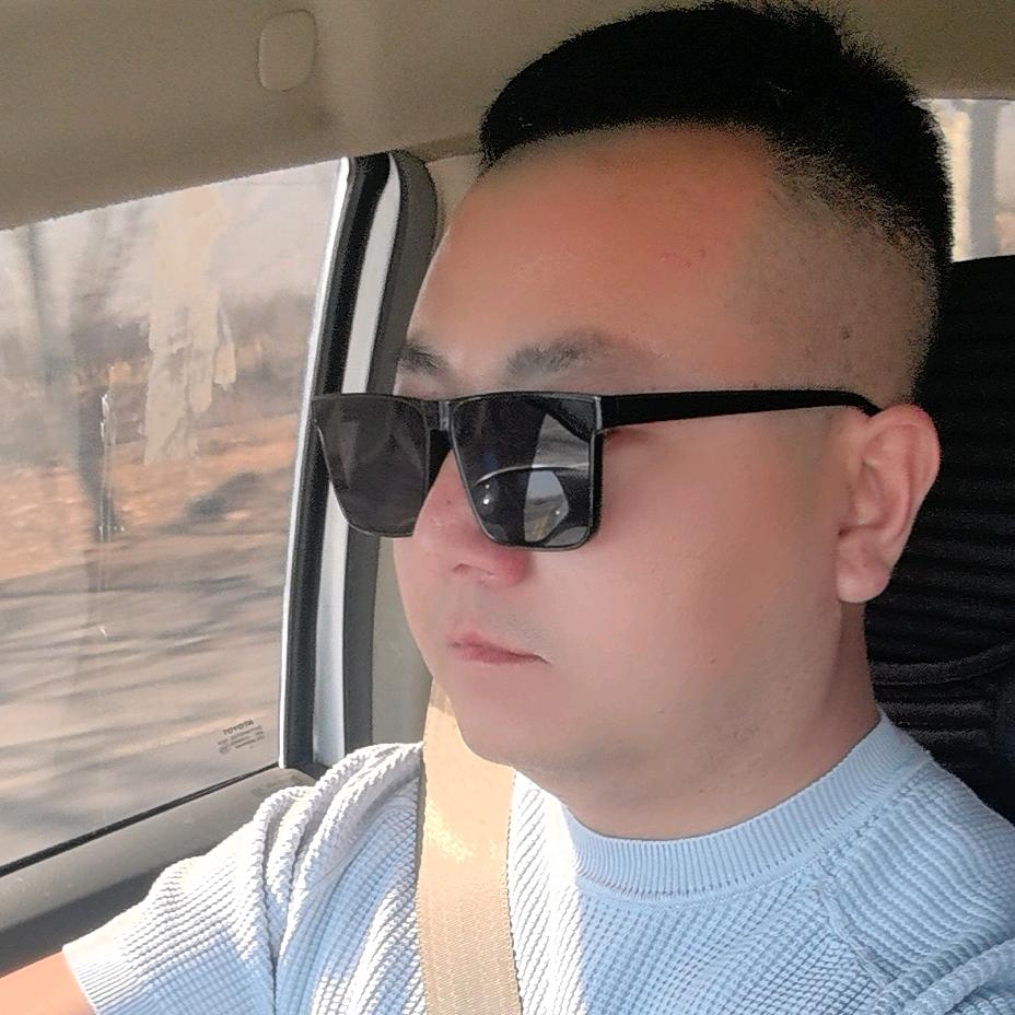 俊伟