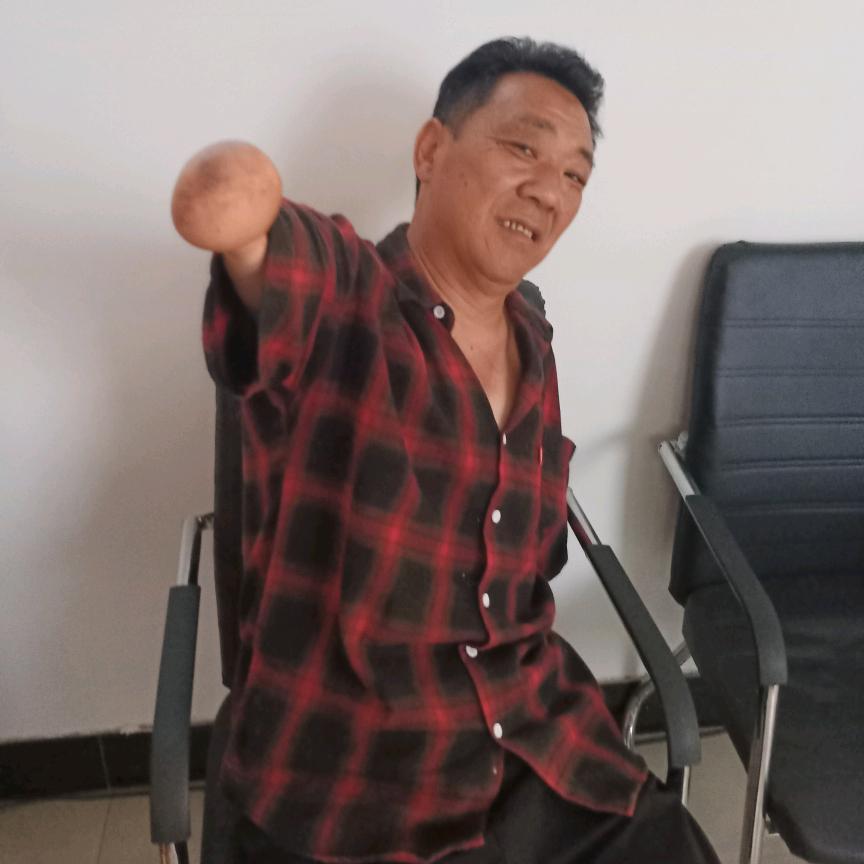 断臂新哥