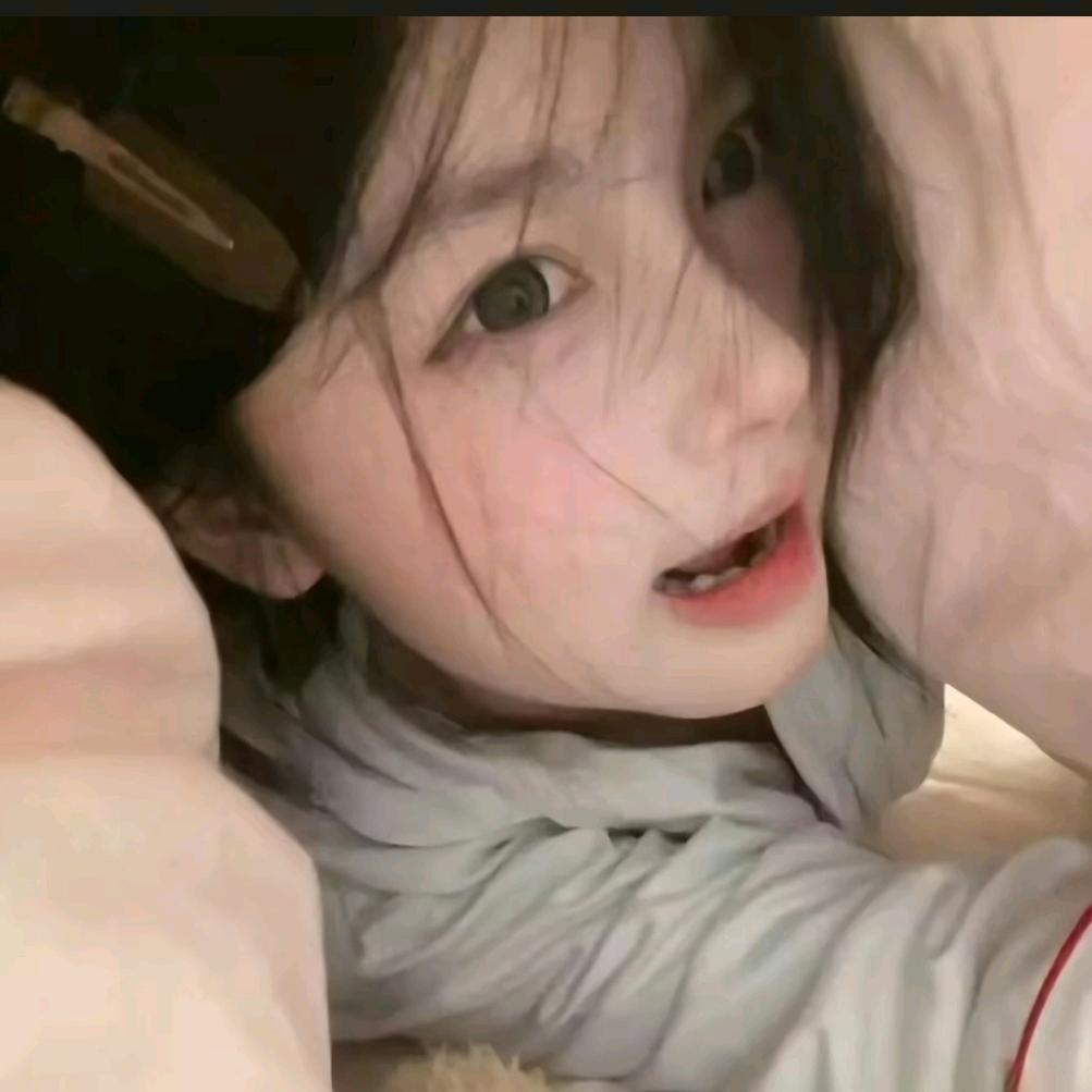 三月七^