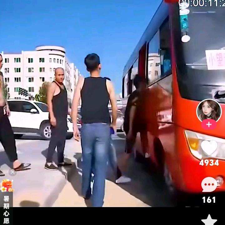 阳光男孩的可爱