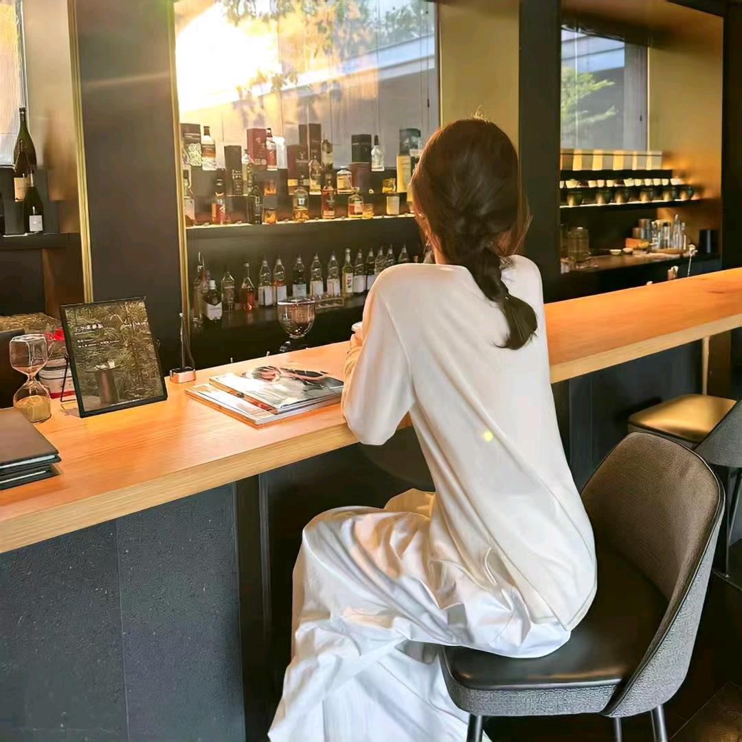 始州仪服饰配件专卖店