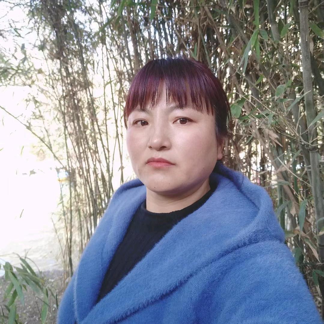 小李(每晚八点半开播)