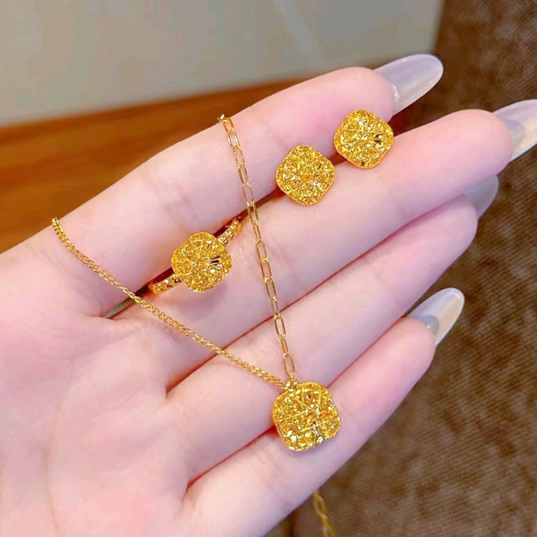 天宝中银珠宝城～小丽