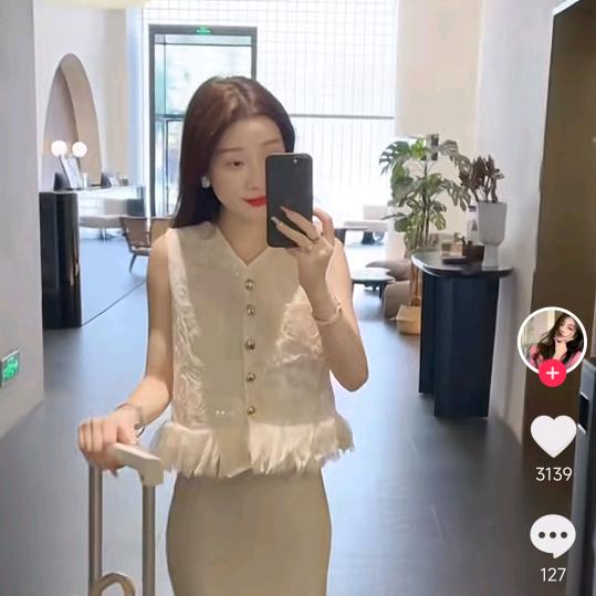 小蜜蜂的衣橱