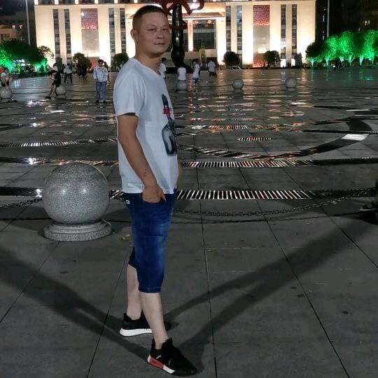 摆摊林弟（从零开始）