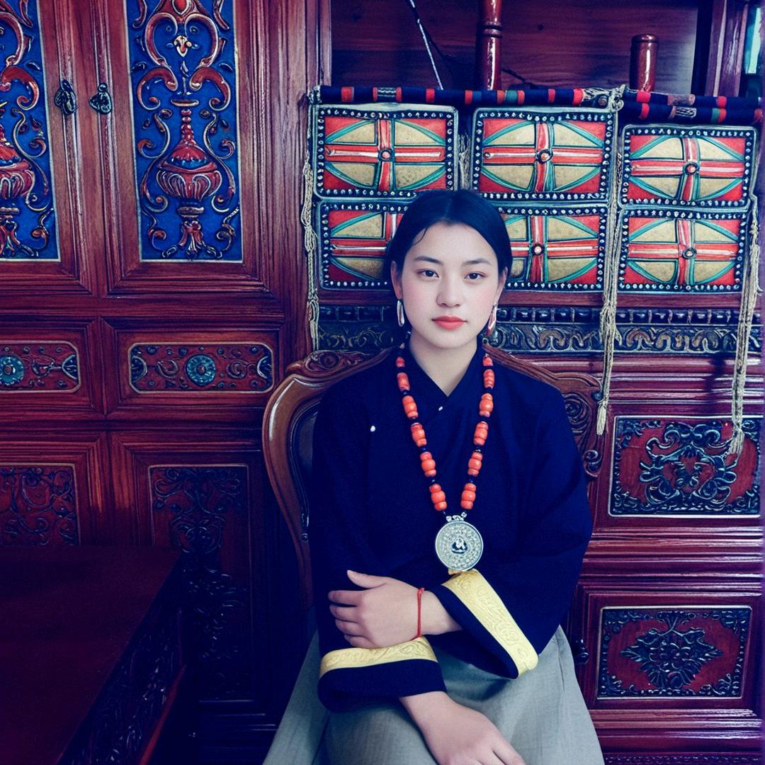 𝓐𝓲A L̶̶̶ᴏ̶̶̶ᴠ̶ᴇ̶♡̶