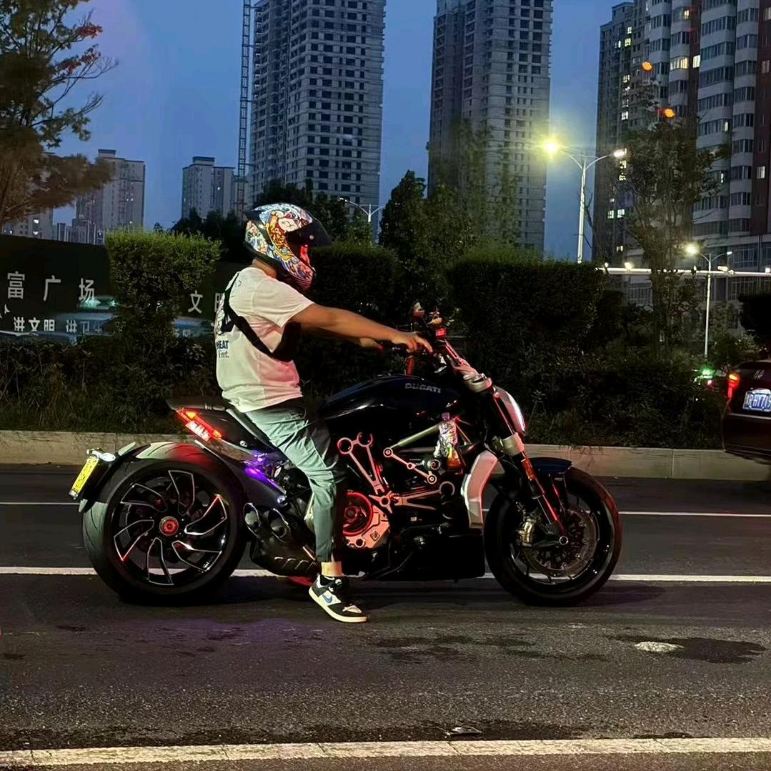 快乐的涵！
