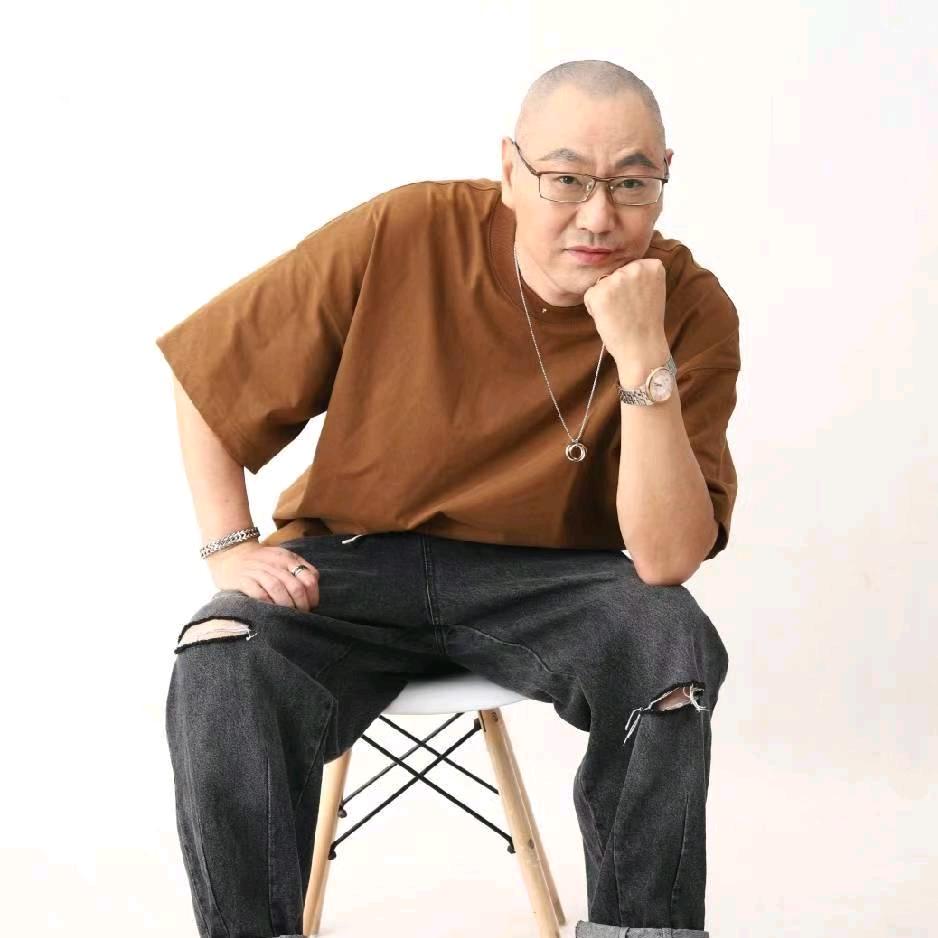茶溜子（光头）