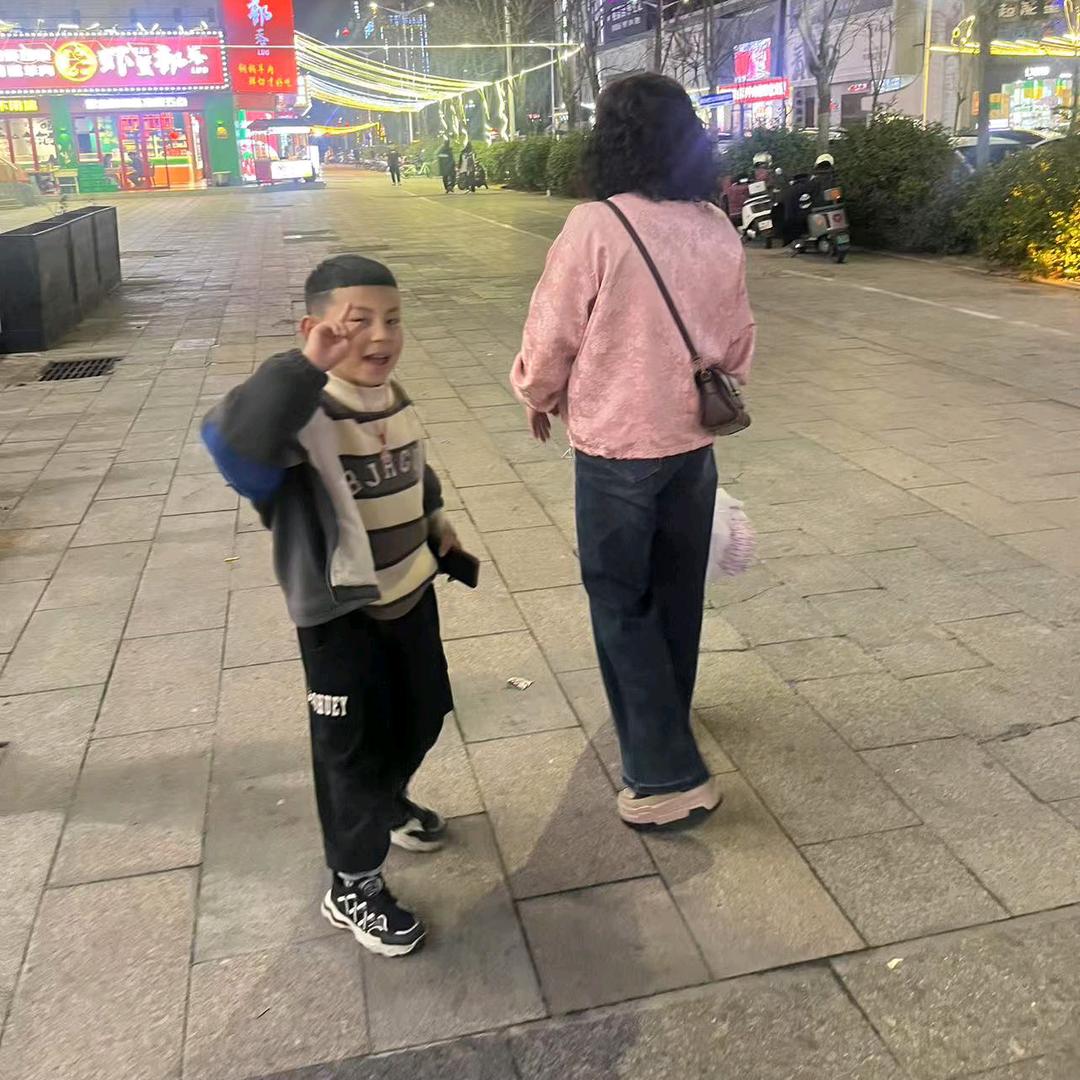 胖妈一个🥂🥂🥂🥂